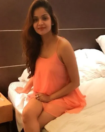 Qamrunisha Khan
